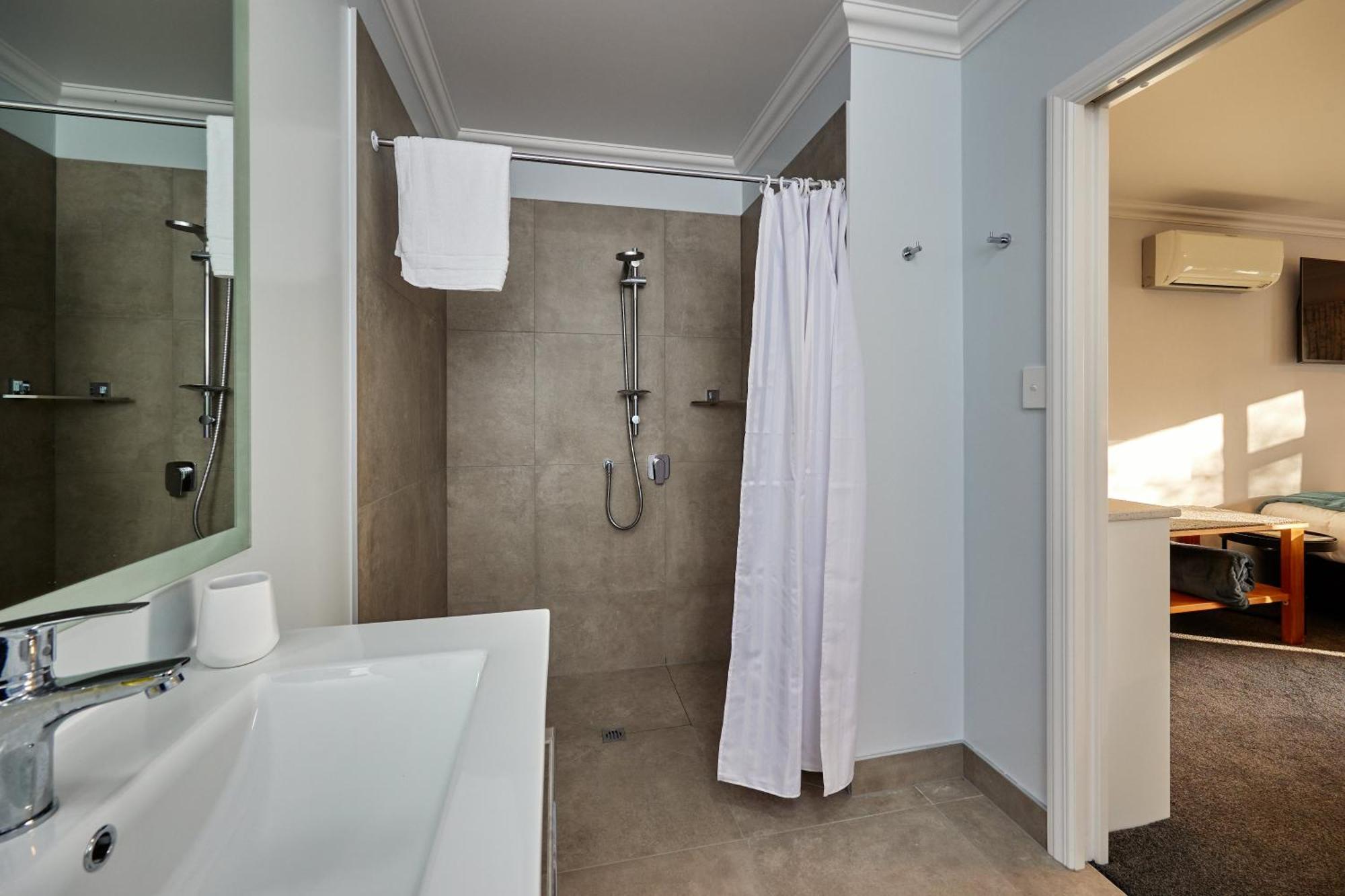 Bendamere House Bed & Breakfast Кайкоура Экстерьер фото
